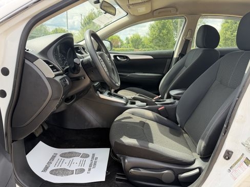 Used 2017 Nissan Sentra S FWD image 13