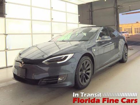Used 2020 Tesla Model S Long Range image 2