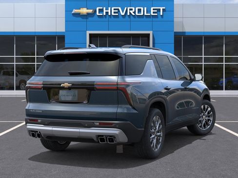 New 2026 Chevrolet Traverse LT w/ Sun and Wheel Package FWD image 39