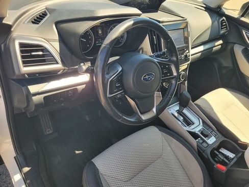 Used 2020 Subaru Forester Premium AWD/4WD image 9