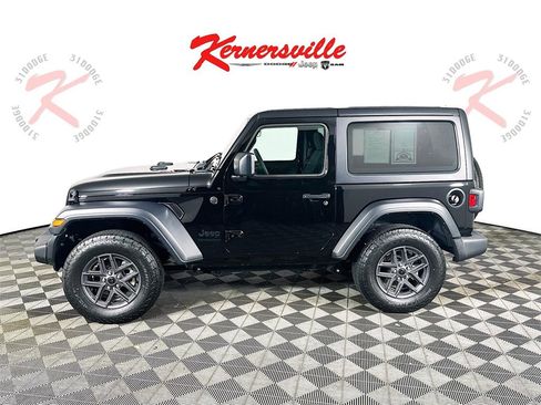 Used 2024 Jeep Wrangler Sport S image 4