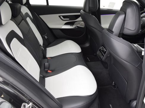 Used 2026 Mercedes-Benz E 53 AMG e 4MATIC Wagon image 19