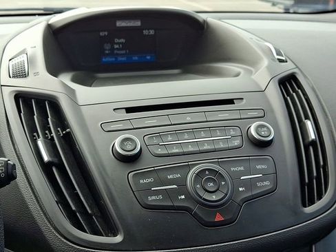 Used 2018 Ford Escape SE FWD image 16