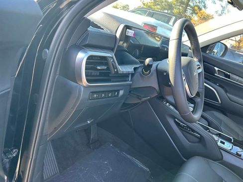 New 2025 Kia Telluride EX image 30