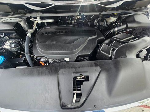 Used 2024 Honda Odyssey Touring image 12