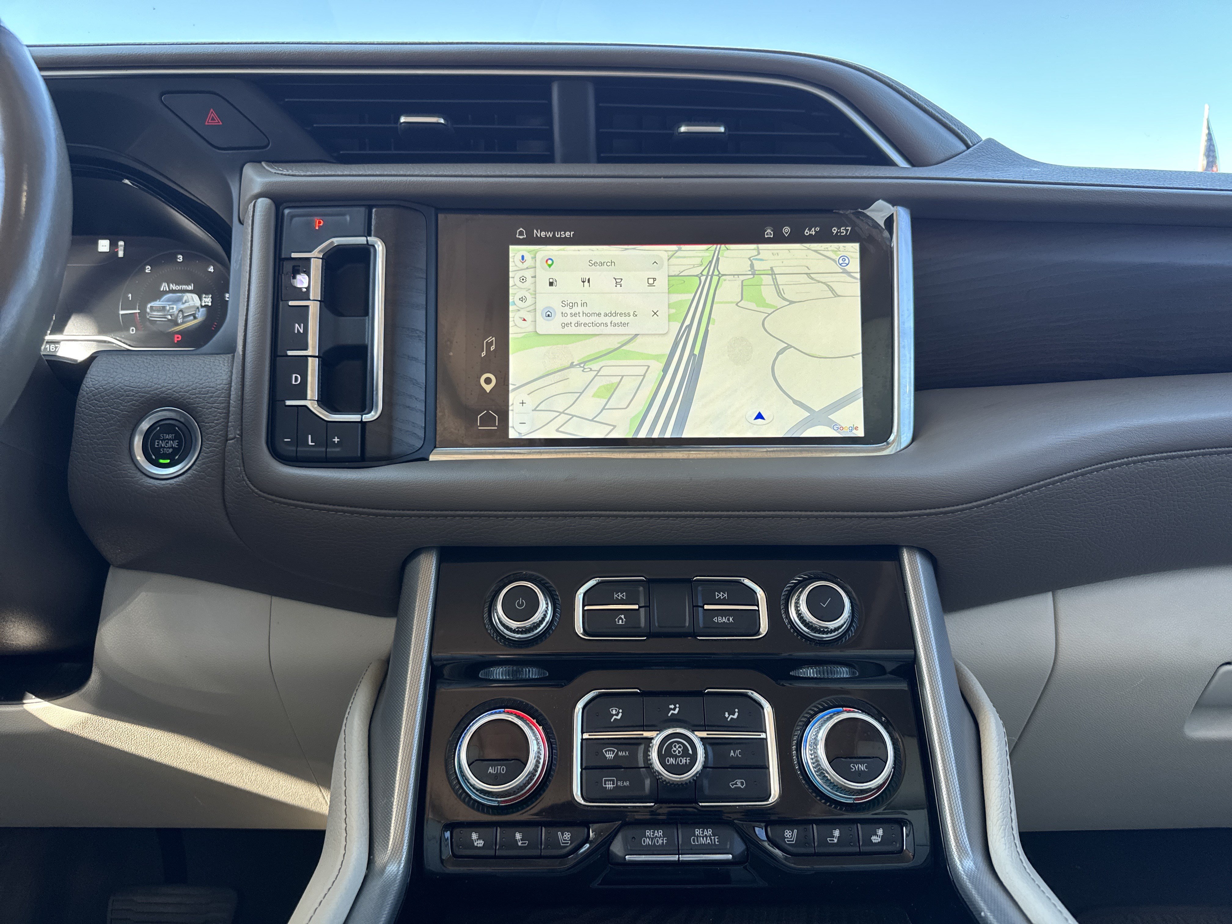 Used 2022 GMC Yukon XL Denali w/ Denali Premium Package AWD/4WD image 30