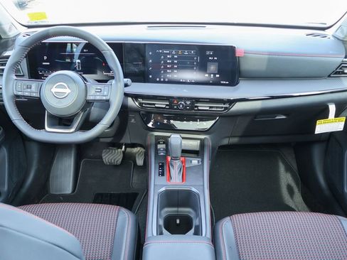 New 2026 Nissan Kicks SR w/ SR Premium Package image 6