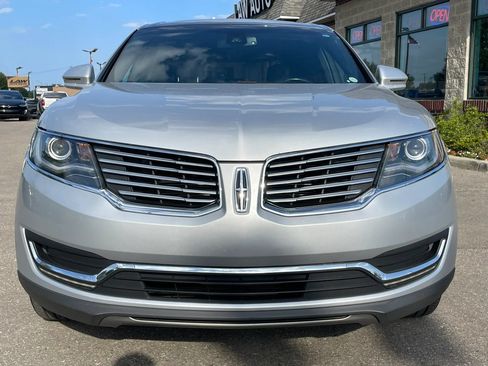 Used 2017 Lincoln MKX Reserve w/ Lincoln MKX Climate Package AWD/4WD image 2