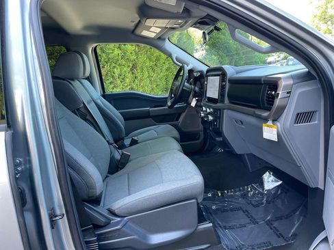 Used 2025 Ford F150 XLT w/ Equipment Group 301A Standard AWD/4WD image 19