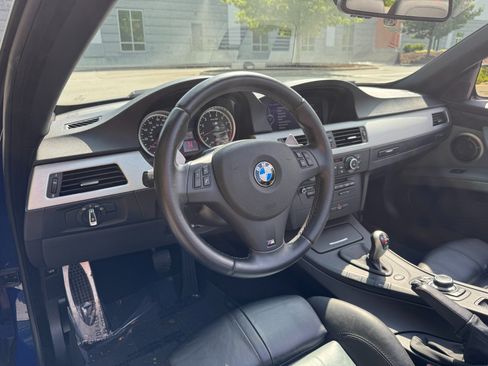 Used 2012 BMW M3 Convertible RWD image 29