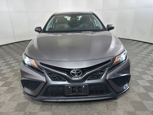 Used 2024 Toyota Camry SE image 8