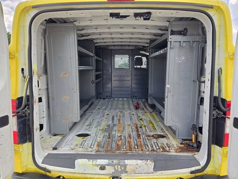 Used 2020 Nissan NV 1500 S RWD image 32