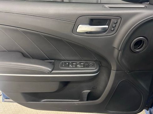 Used 2022 Dodge Charger Scat Pack RWD image 4
