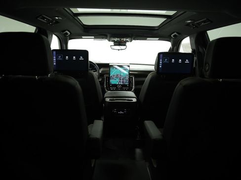 New 2026 GMC Yukon XL Elevation w/ Elevation Premium Package AWD/4WD image 14