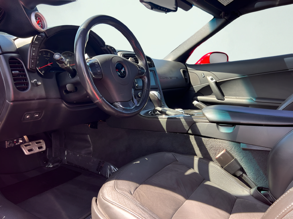 Used 2012 Chevrolet Corvette Grand Sport w/ 3LT Preferred Equipment Group RWD image 2