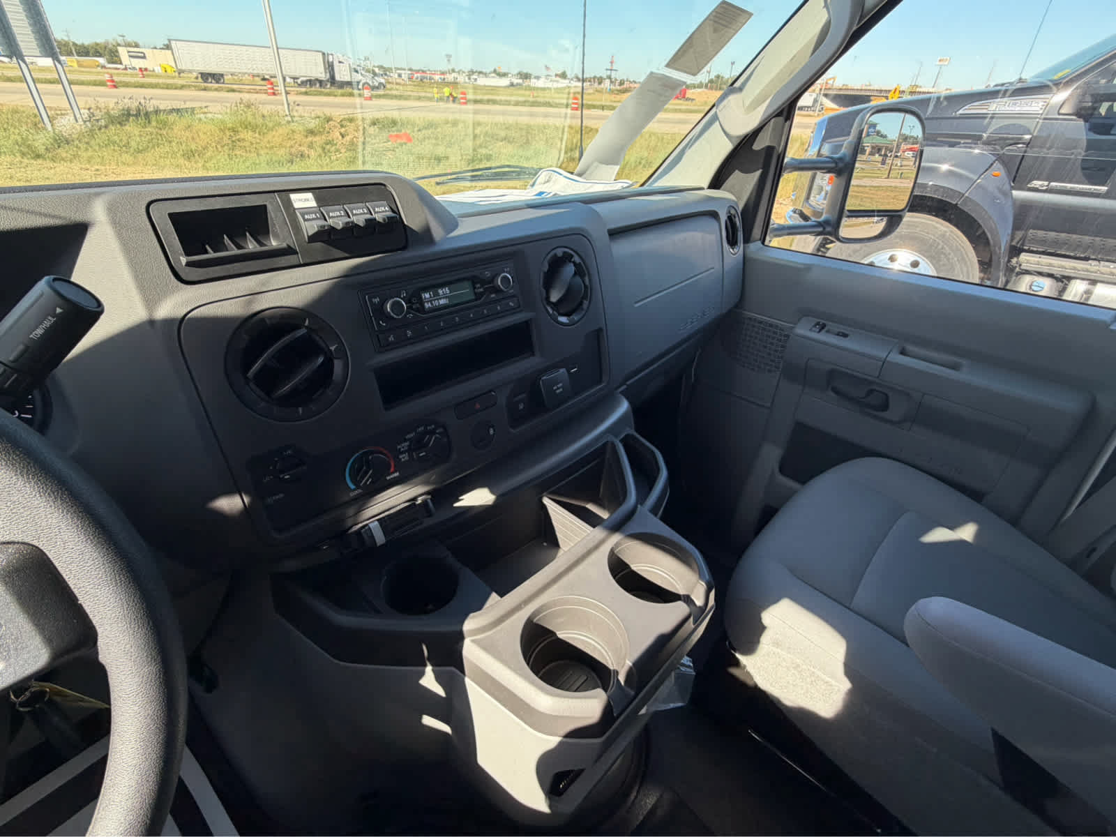 New 2027 Ford E-350 and Econoline 350 Super Duty w/ Power Equipment Group RWD image 23