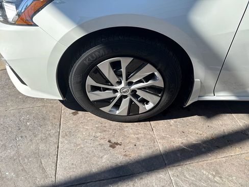 Used 2019 Nissan Altima 2.5 S image 10