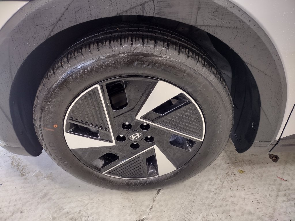 New 2027 Hyundai Ioniq 5 SE AWD/4WD image 5