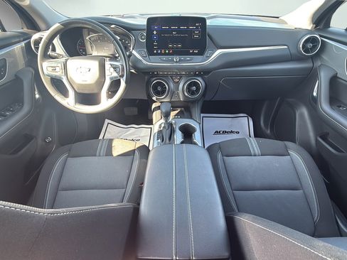 Used 2024 Chevrolet Blazer LT w/ Convenience Package FWD image 29