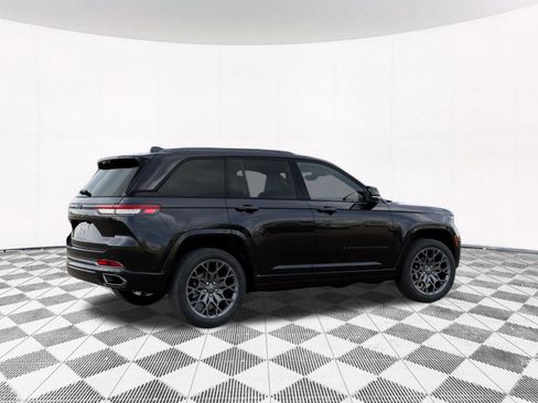 New 2025 Jeep Grand Cherokee Summit image 6