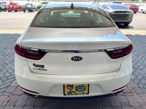Used 2017 Kia Cadenza Premium FWD image 15