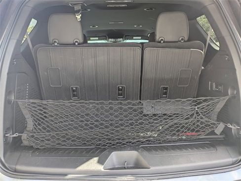 Used 2022 GMC Yukon SLT w/ SLT Luxury Package image 13