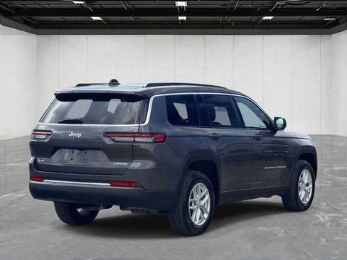 Used 2024 Jeep Grand Cherokee L Laredo w/ Luxury Tech Group I AWD/4WD image 5