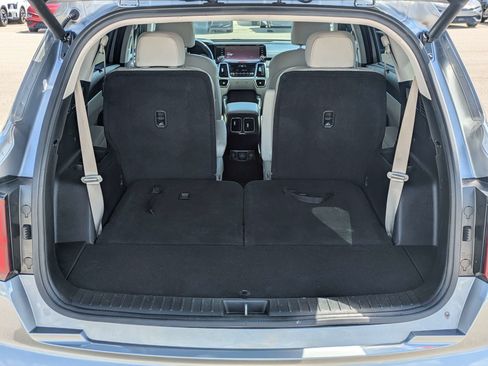 Used 2023 Kia Sorento SX Prestige w/ Panoramic Sunroof Package AWD/4WD image 14