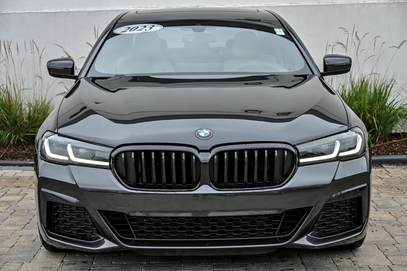 Used 2023 BMW 530i xDrive w/ M Sport Package AWD/4WD image 4