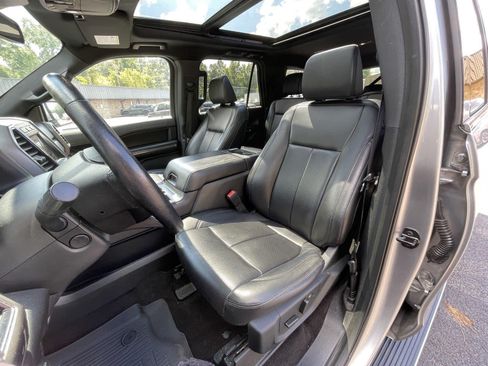 Used 2021 Ford Expedition Max XLT RWD image 11