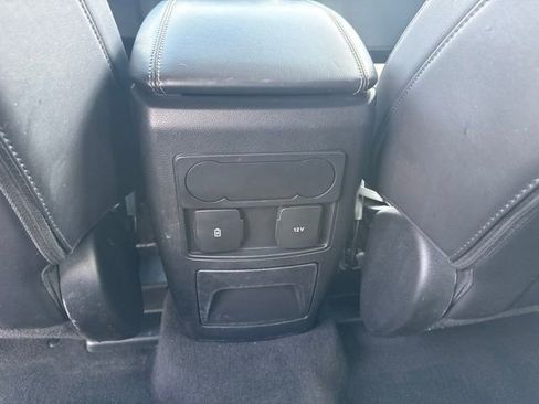 Certified 2024 Ford Explorer XLT w/ Equipment Group 202A AWD/4WD image 15