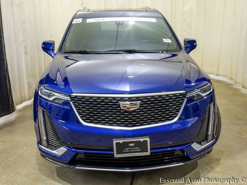 Certified 2025 Cadillac XT6 Premium Luxury image 6