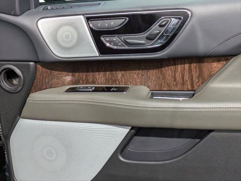 New 2023 Lincoln Navigator L Black Label image 35