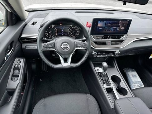 New 2025 Nissan Altima 2.5 SV w/ SV Special Edition Package image 25