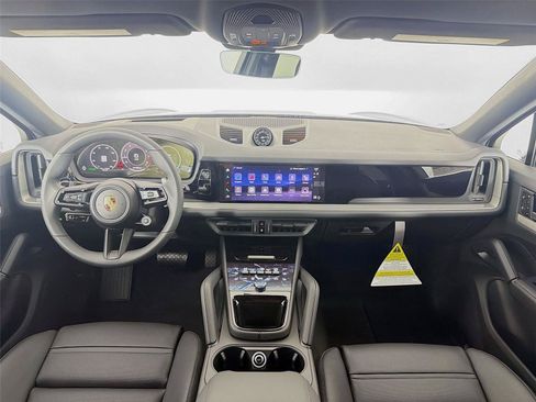 New 2026 Porsche Cayenne Coupe AWD/4WD image 16