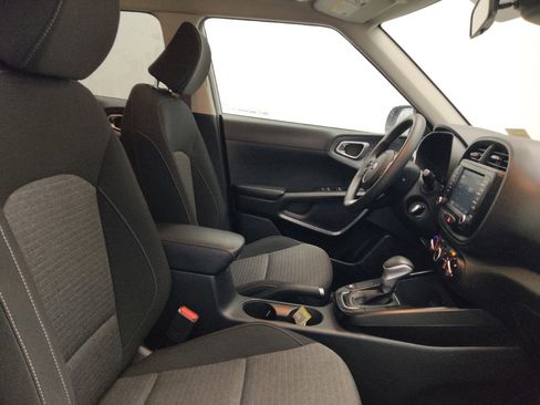 Used 2021 Kia Soul S image 21
