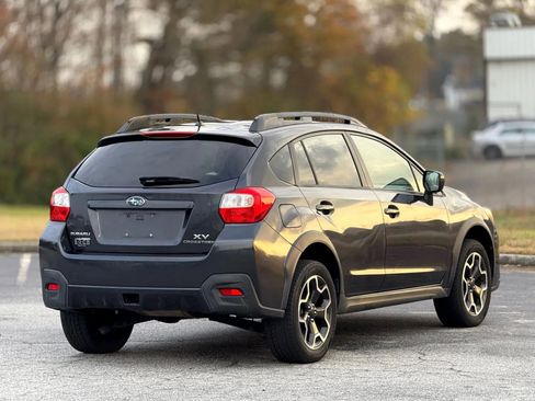 Used 2014 Subaru Crosstrek 2.0i Premium w/ Moonroof Package image 9