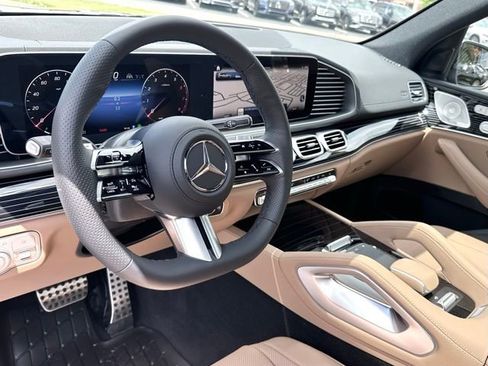 New 2026 Mercedes-Benz GLS 450 4MATIC image 14