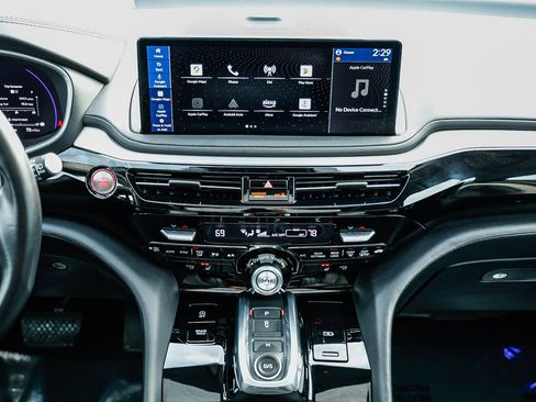 Used 2025 Acura MDX w/ Technology Package image 11