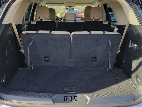 Used 2022 Ford Explorer Base image 30