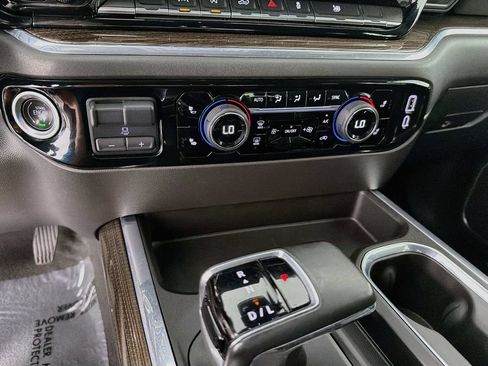 Used 2024 Chevrolet Silverado 1500 RST AWD/4WD image 20