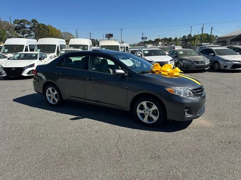 Used 2013 Toyota Corolla LE w/ Premium Pkg image 9