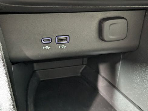 Used 2024 Buick Encore GX Preferred w/ Comfort Package AWD/4WD image 20