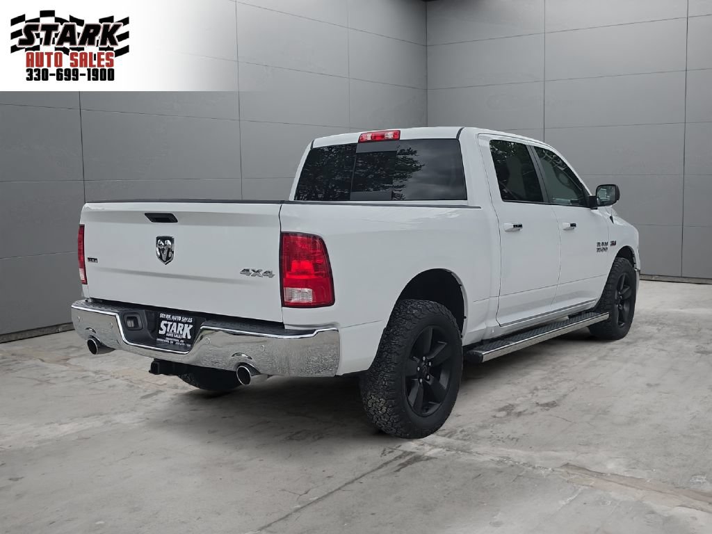 Used 2017 RAM 1500 Classic SLT w/ SLT Plus D←cor Group AWD/4WD image 5