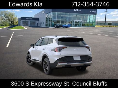 New 2026 Kia Sportage EX FWD image 5