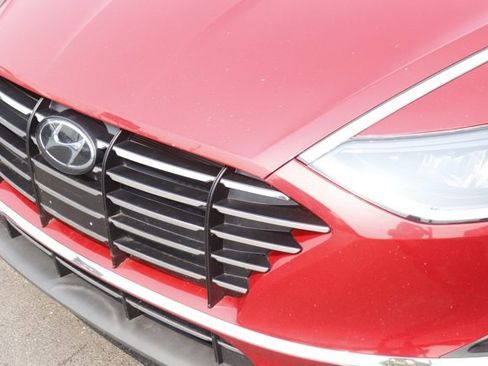 Used 2021 Hyundai Sonata SE image 9