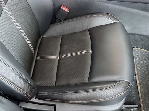 Used 2023 Nissan Altima 2.5 SR FWD image 37