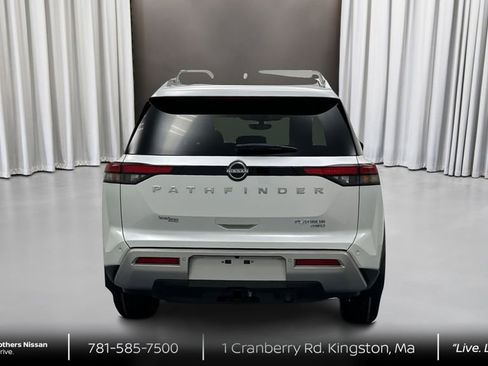 New 2025 Nissan Pathfinder Platinum w/ Cargo Package image 6
