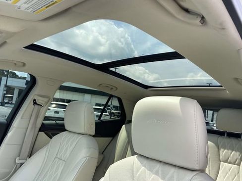 Certified 2023 Buick Envision Avenir AWD/4WD image 16