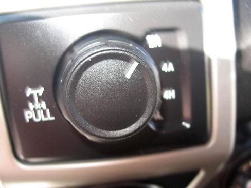Used 2019 Ford F150 Lariat AWD/4WD image 32